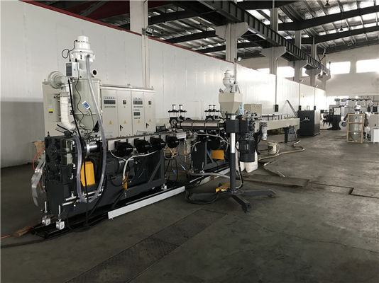 Слоев PEX пластиковый алюминиевый PEX 5 пускает машину по трубам 45mm штранг-прессования трубы PVC